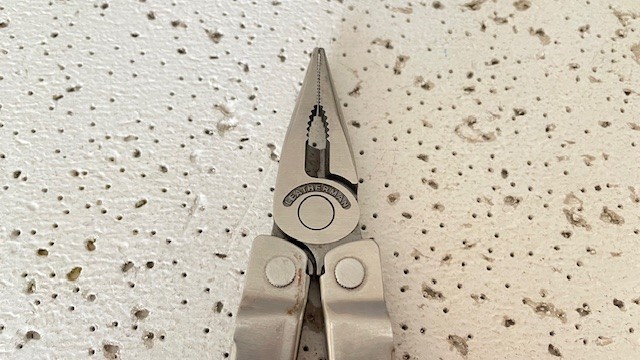 Leatherman BOND Silver Stainless Steel Multi Tool Pliers,Opener Bottle,Nail File