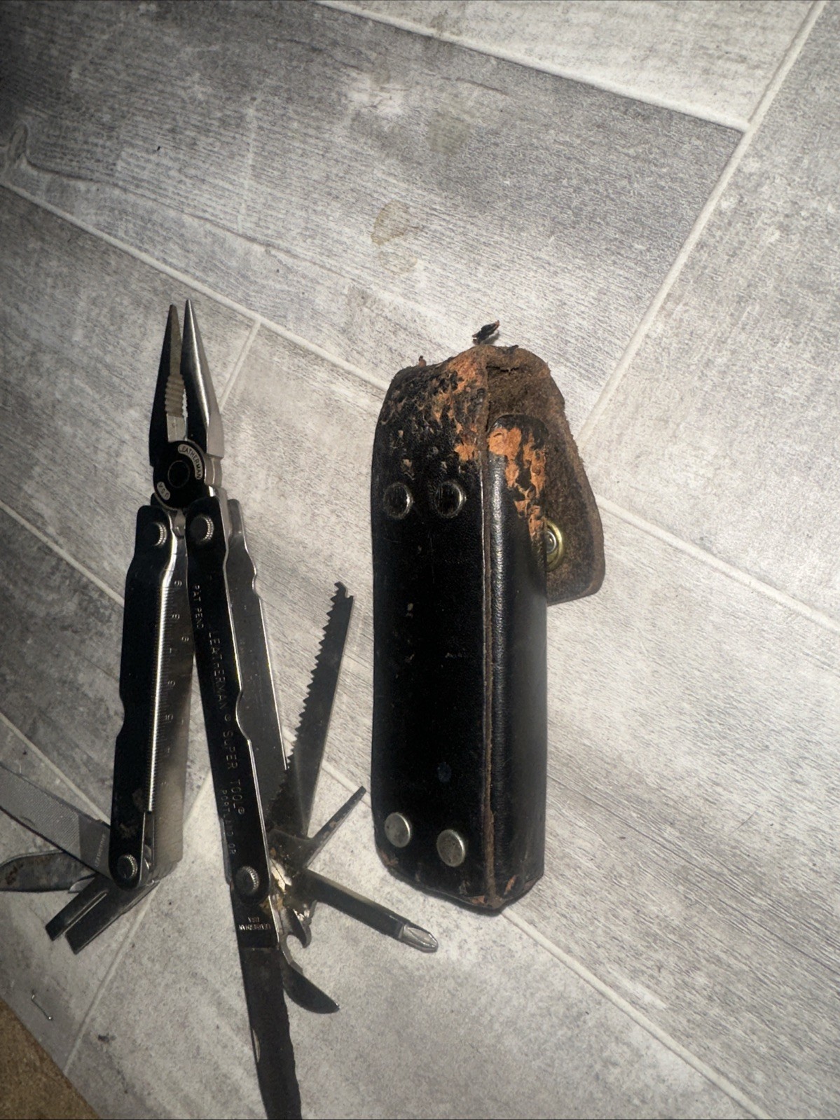 Leatherman Super Tool Multi-tool Pliers with Sheath