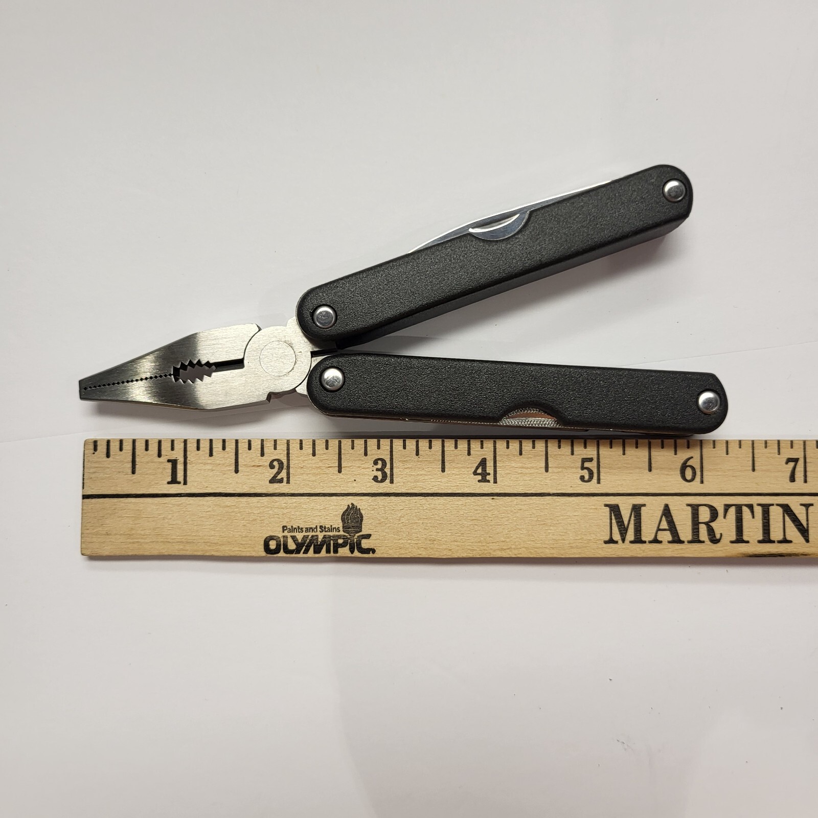 Mountain Quest Multitool w/ case Pliers Knife File Screwdriver Bottle Opener +