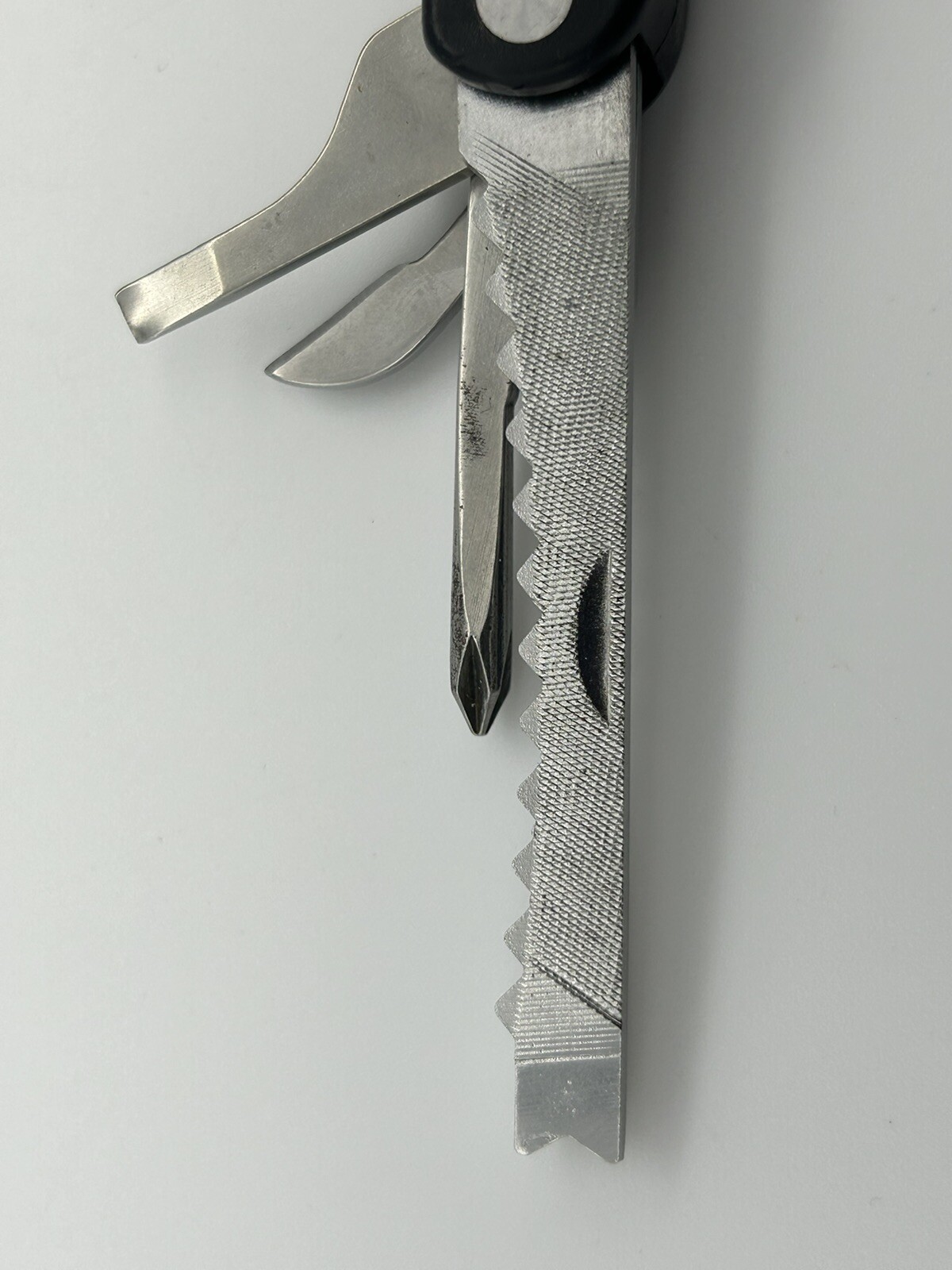 Remington foldable survival multi-tool knife China Stainless Fold To 4” Black