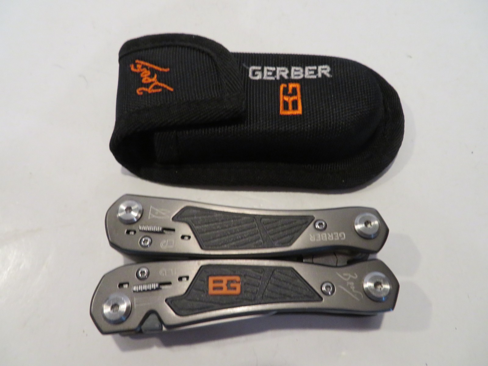 Gerber Bear Grylls Ultimate Multi-Tool & Case Model No. 8970815A