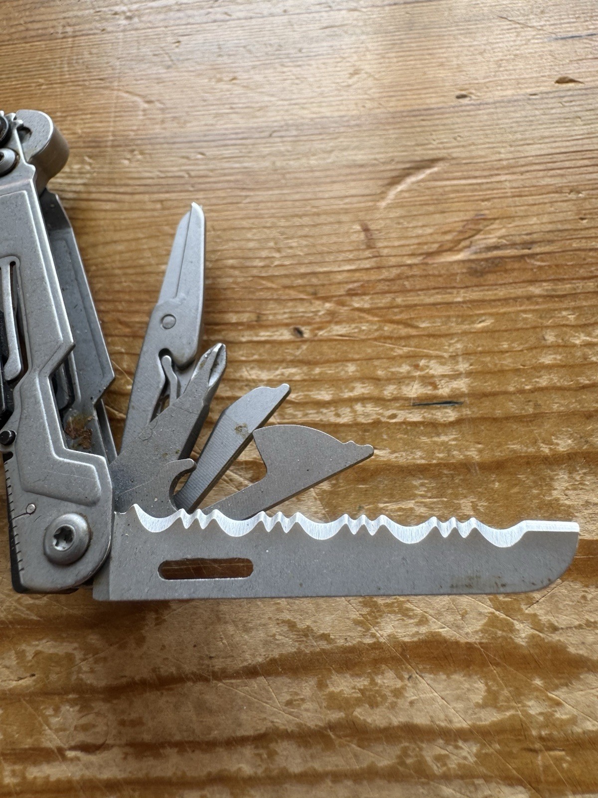 SOG PowerPint Multi-Tool