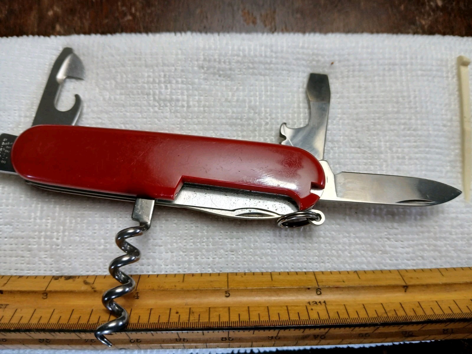 Victorinox Swiss Army Knife Red 6-Tool Multi-Tool Keyring Corkscrew Openers