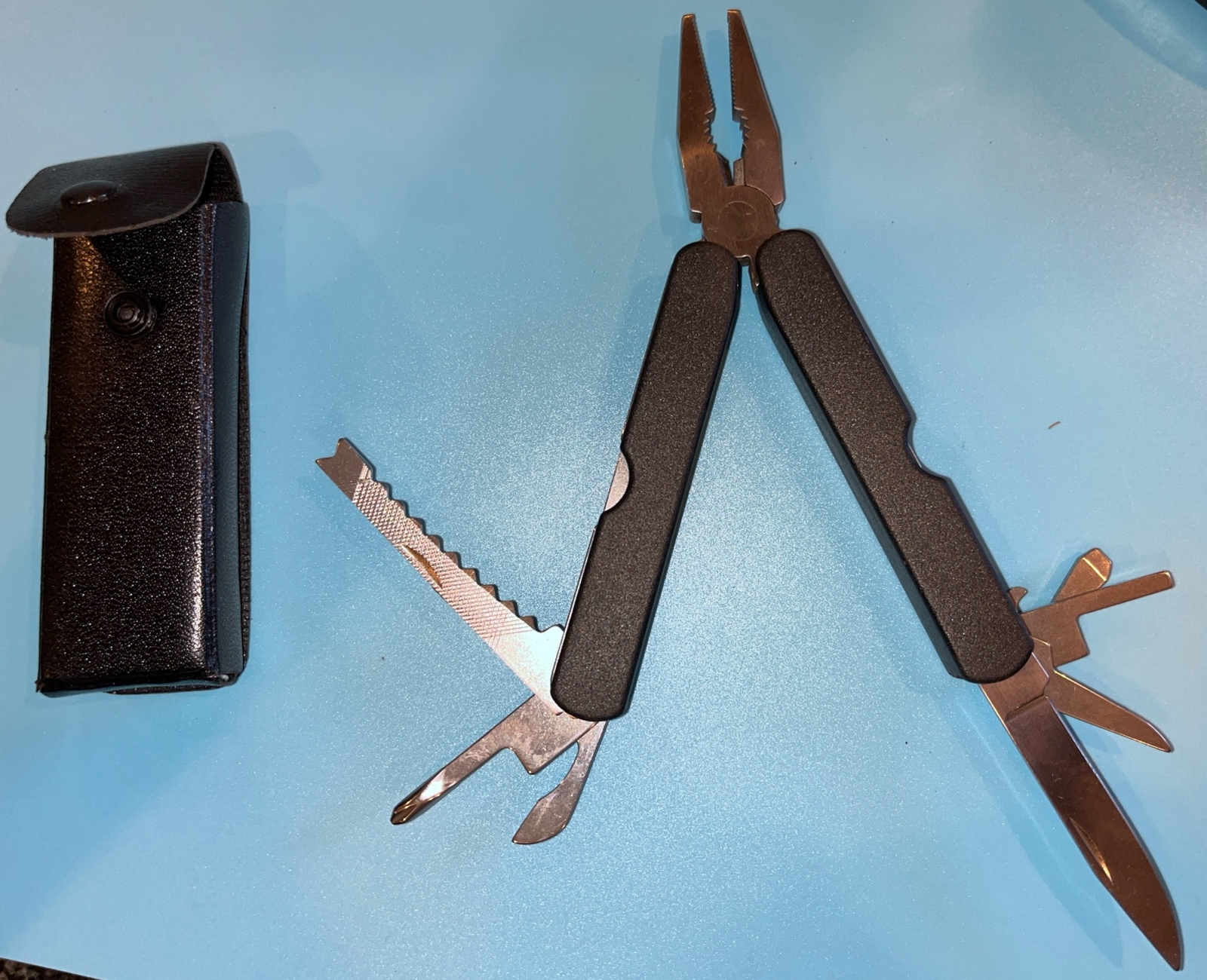 New Multi tool Pliers With Knife and Sheath