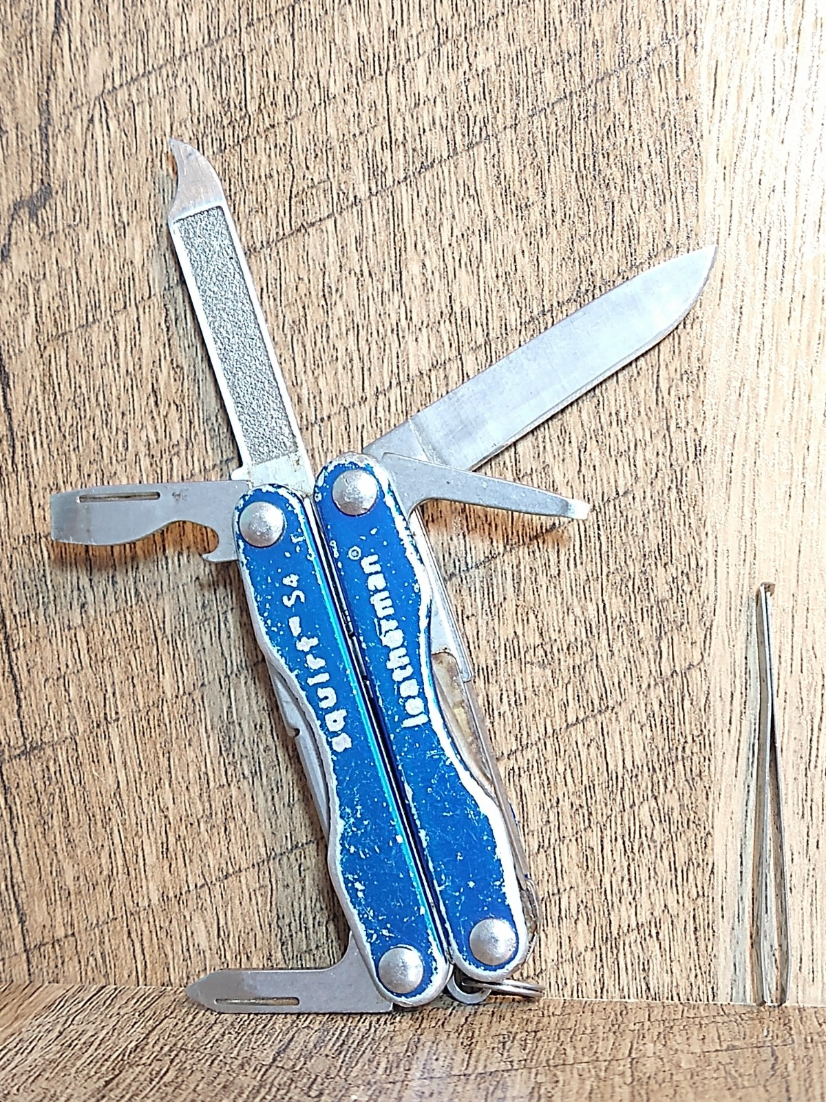Leatherman SQUIRT S4 BLUE Multi-Tool (Retired Model) – All Tools Good!