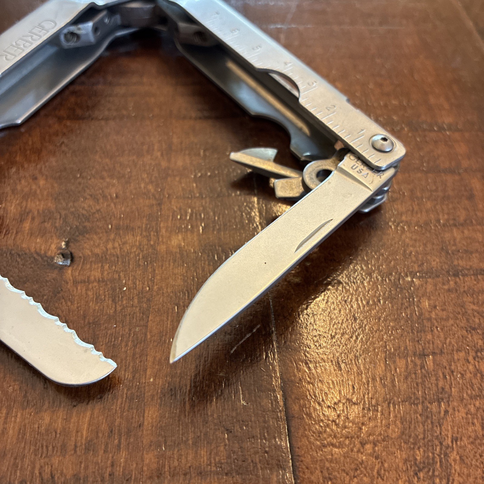 Gerber USA MP600 Blunt Nose Multitool Pliers Knife Saw Vintage – Very Clean!
