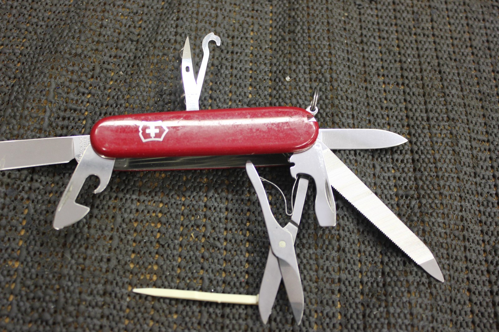 Victorinox Stainless Swiss Army Knife -officier suisse 10 function RED #765