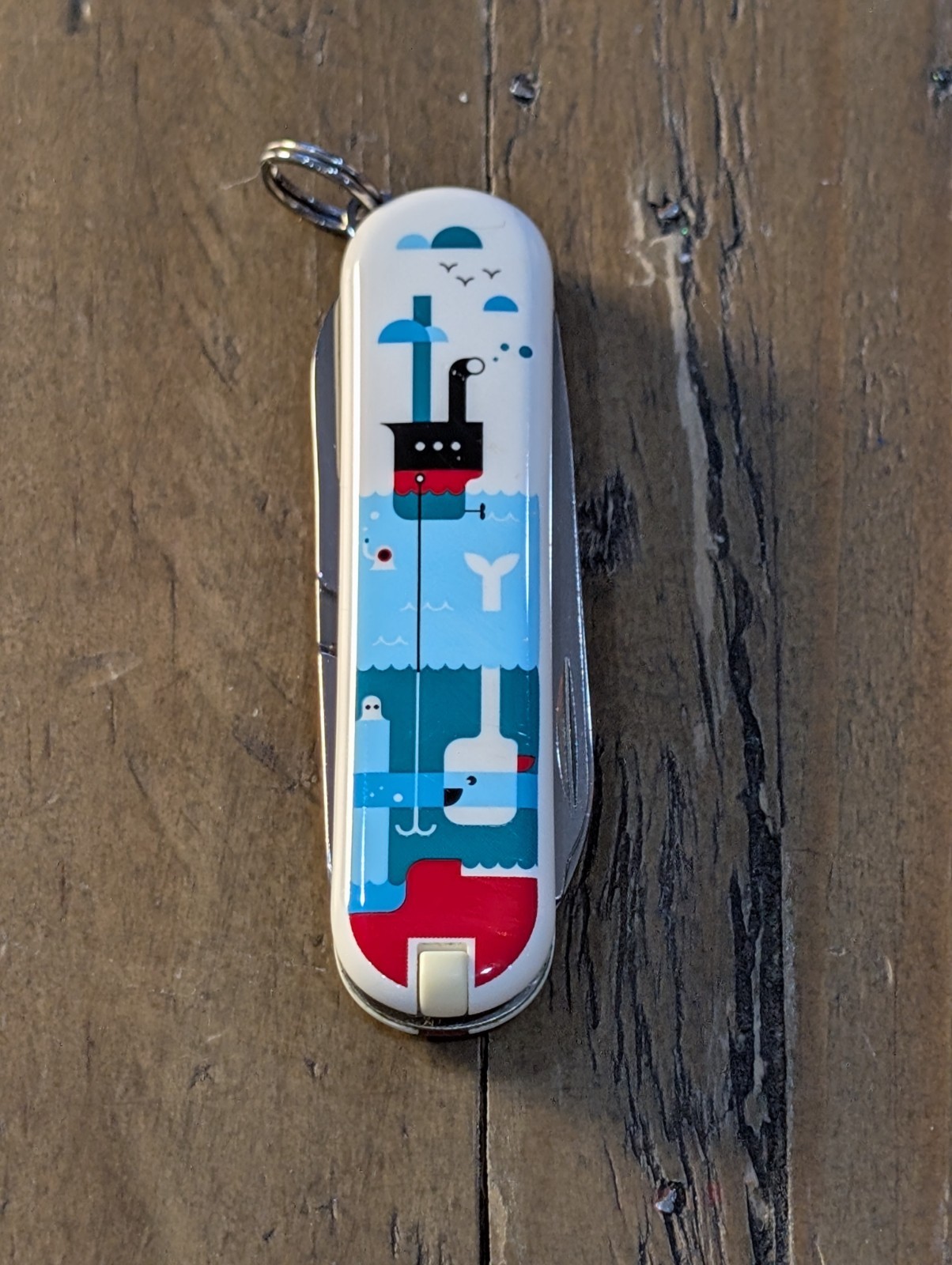 Victorinox – Sea World – Classic SD – Swiss Army SAK – 0.6223.L1502US2 – BS-58