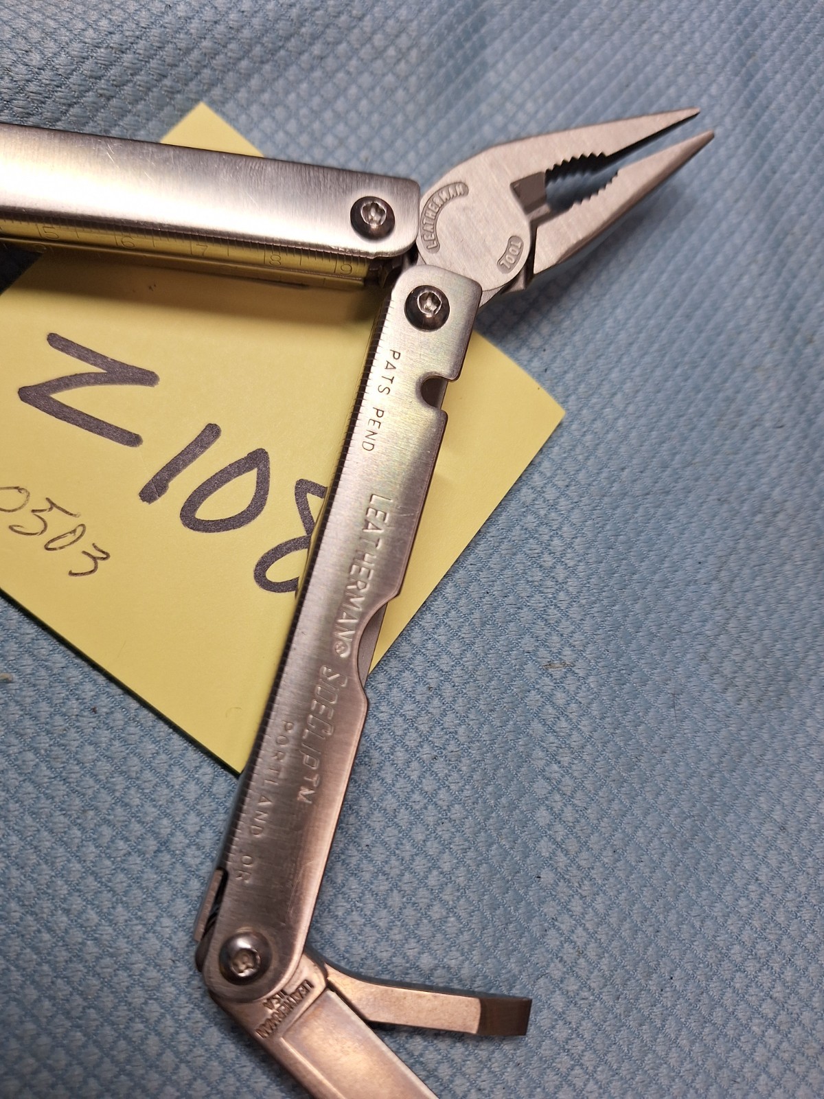 1 Vintage Leatherman SIDECLIP Multi Tool Collectible EXCELLENT LOT Z108
