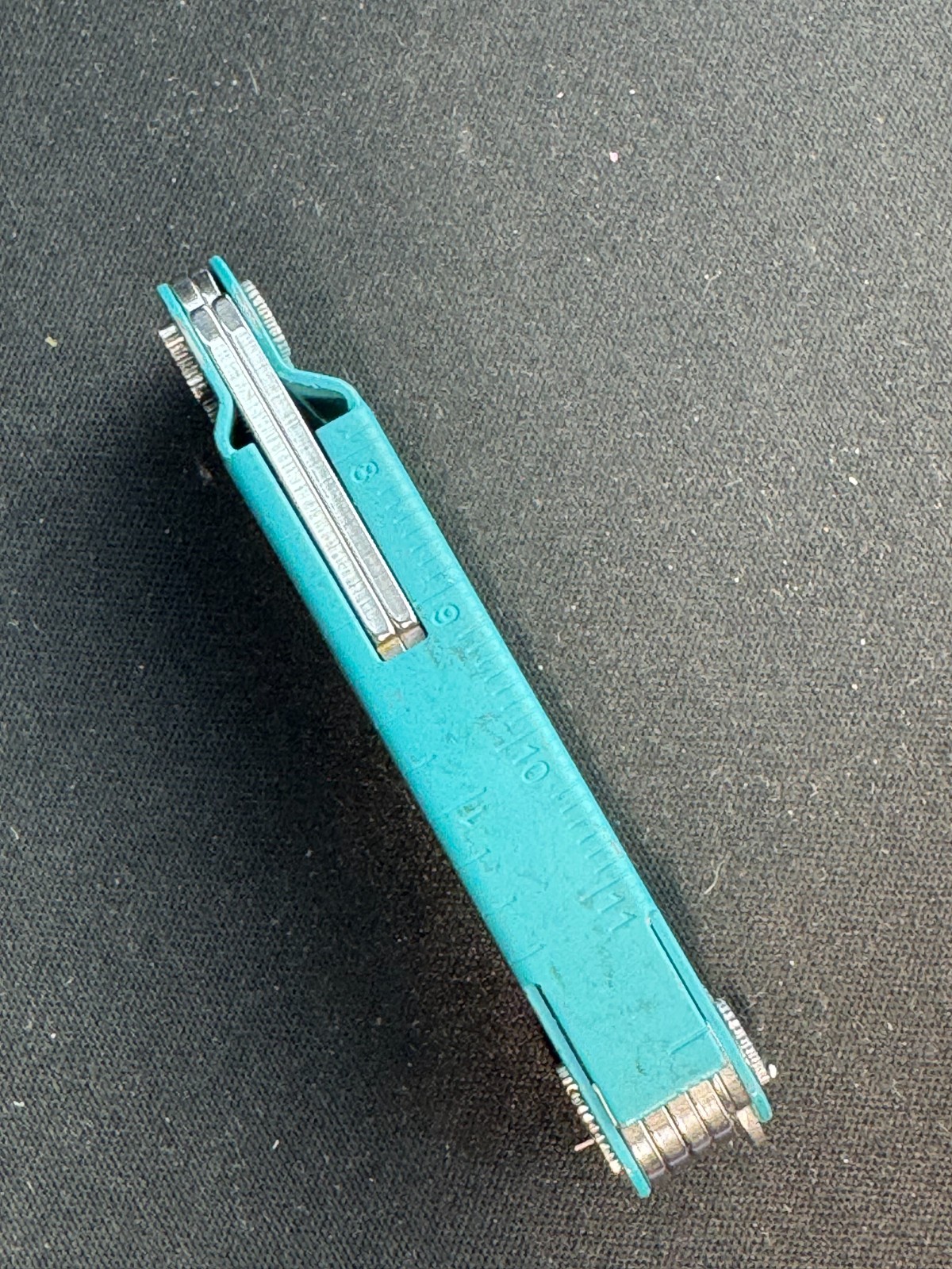 Leatherman Micra 10 in 1 Multitool Anodized Aluminum – Parakeet