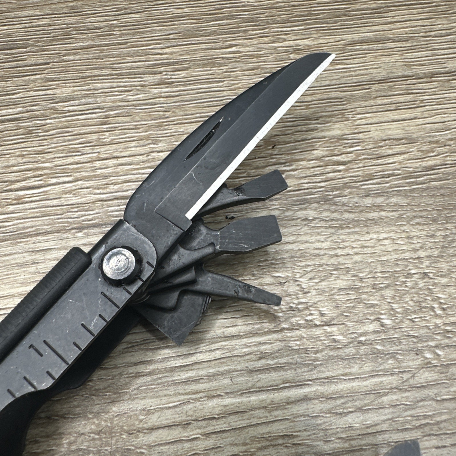 Gerber MP600 Multi-Plier Multi-Tool – Black BROKEN FILE!