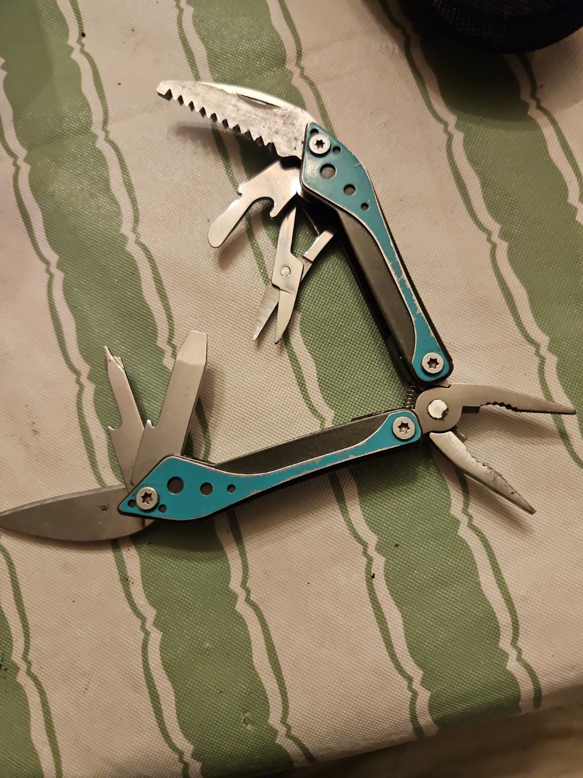 Multi Tool Knifes Ozark And Cabelas