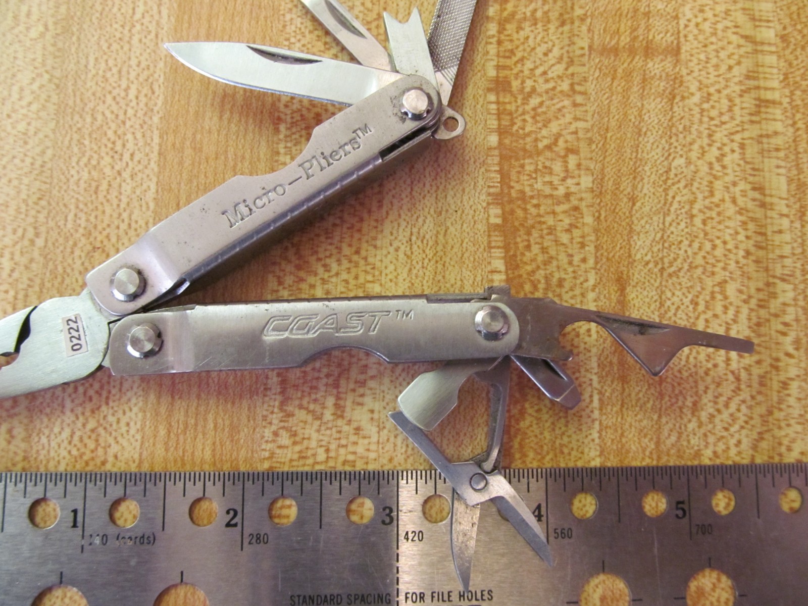Lot of 8 Various brands inc. Winchester and Coast Multi Tools