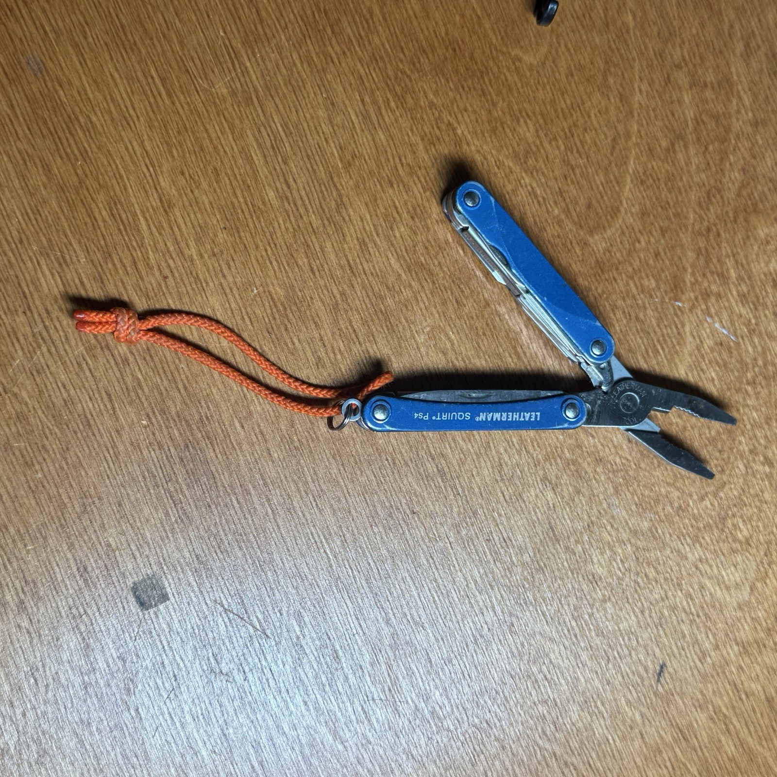 Leatherman SQUIRT PS4 Multi-Tool With Pliers Scissors Knife BLUE!
