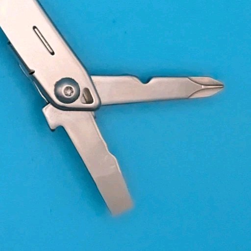 LEATHERMAN WINGMAN MULTI-TOOL! FAST SHIPPING!