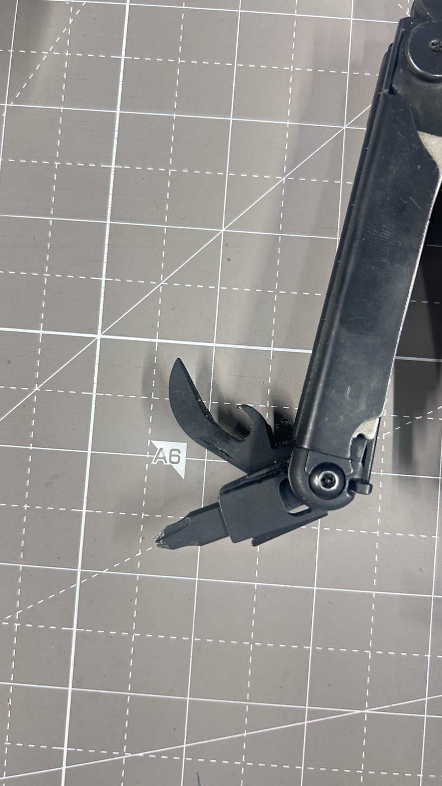 Leatherman Wave+ Plus Multi-Tool 18 Tools Included Black Oxide