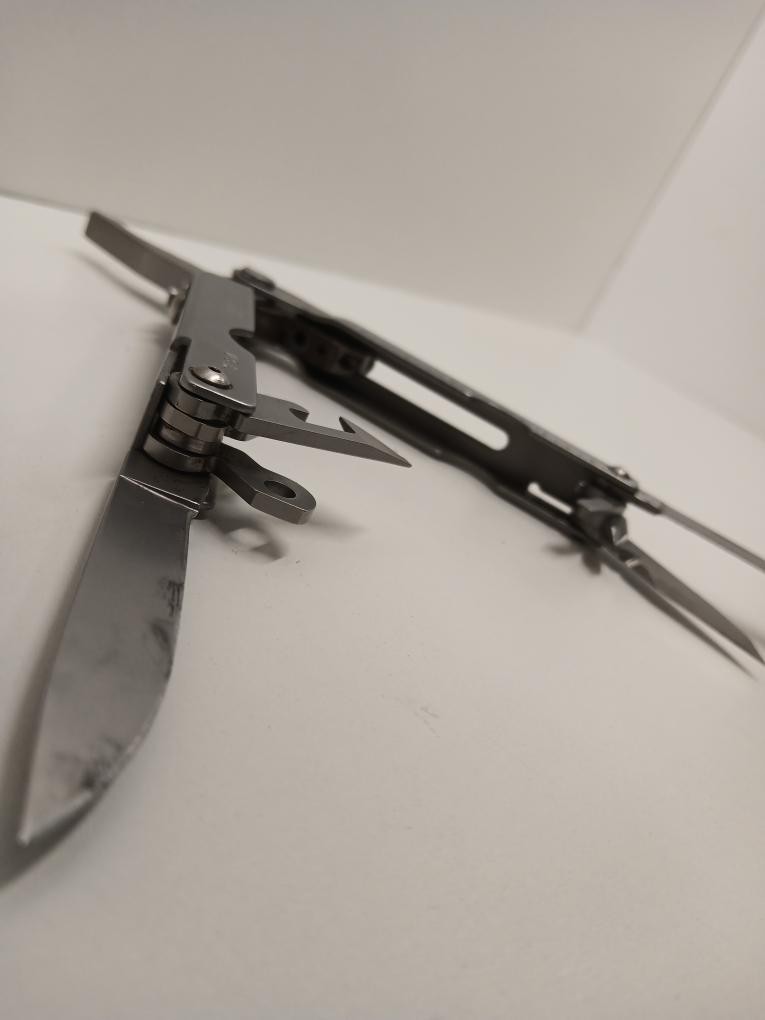 GERBER LEGENDARY BLADES MULTITOOL MP600 (P06035018)