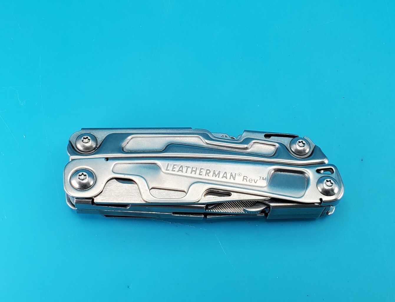 Leatherman Rev 3.8″ Multi-Tool, Stainless! *GENERAC BAY POWER SOLUTIONS*