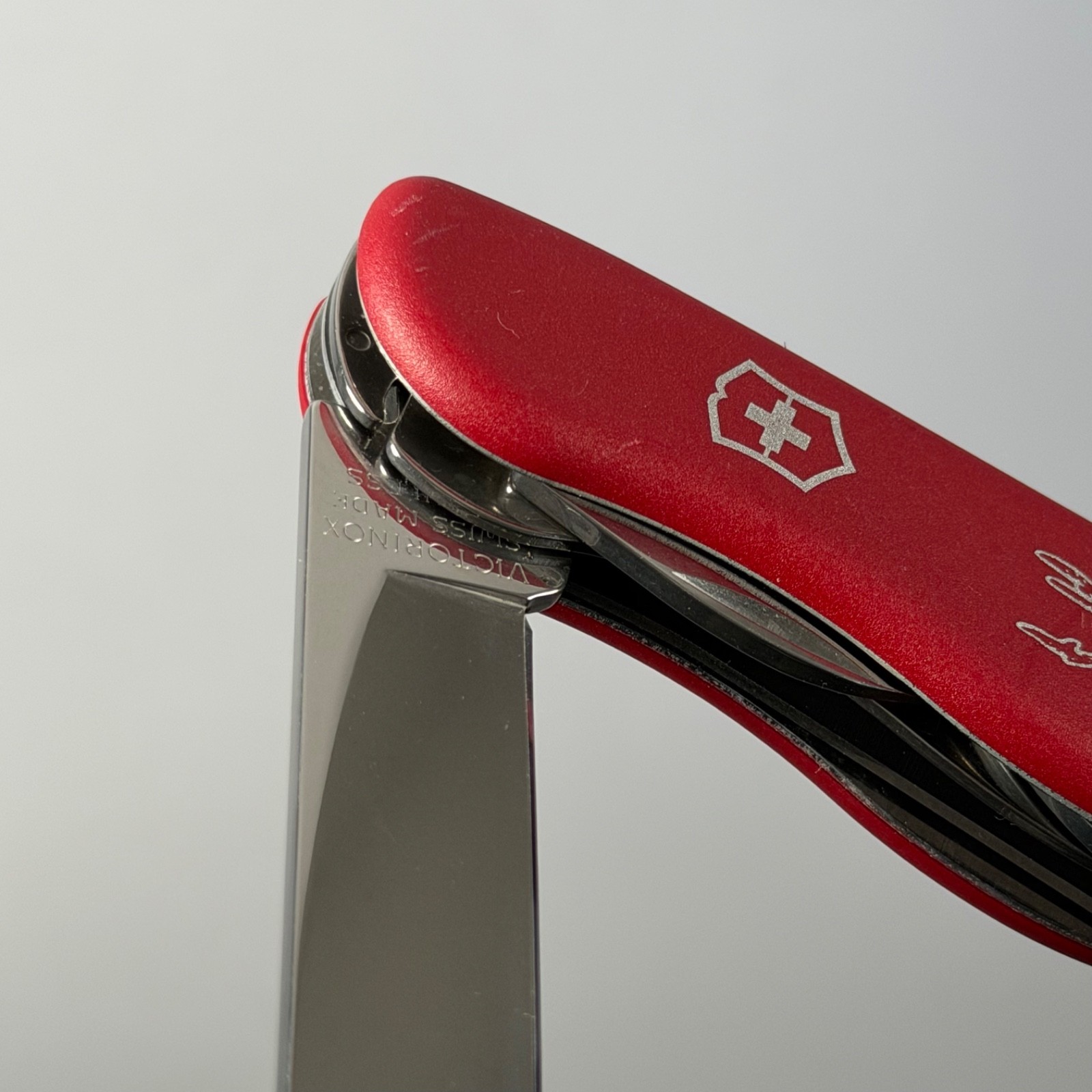 Victorinox Swiss Army Hunter 111mm Deer Hunting Graphic Locking Knife