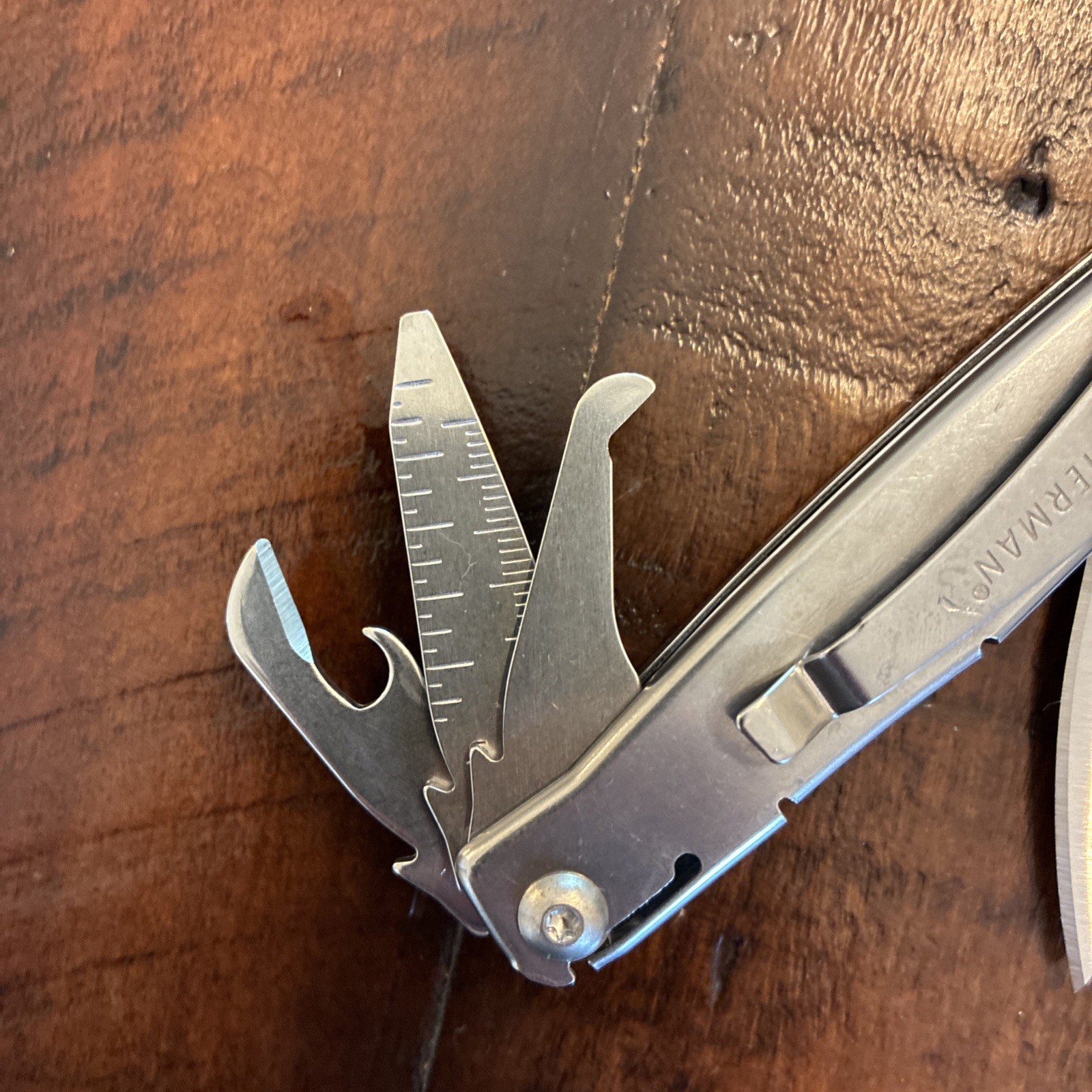 Leatherman Rev Multi-Tool “Nucor Decatur” – Nice!