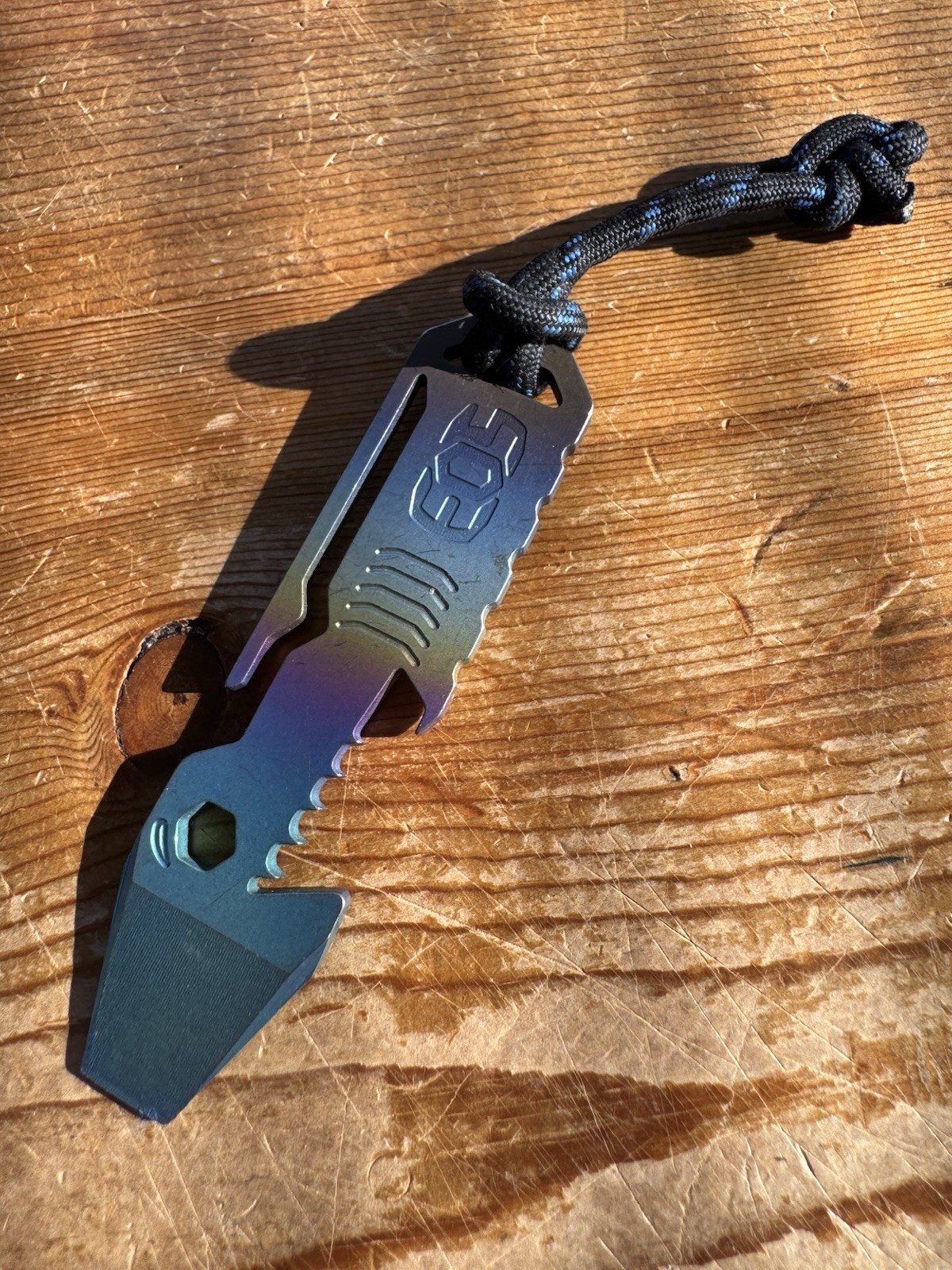EOS TiShark Prybar Rainbow Anodized