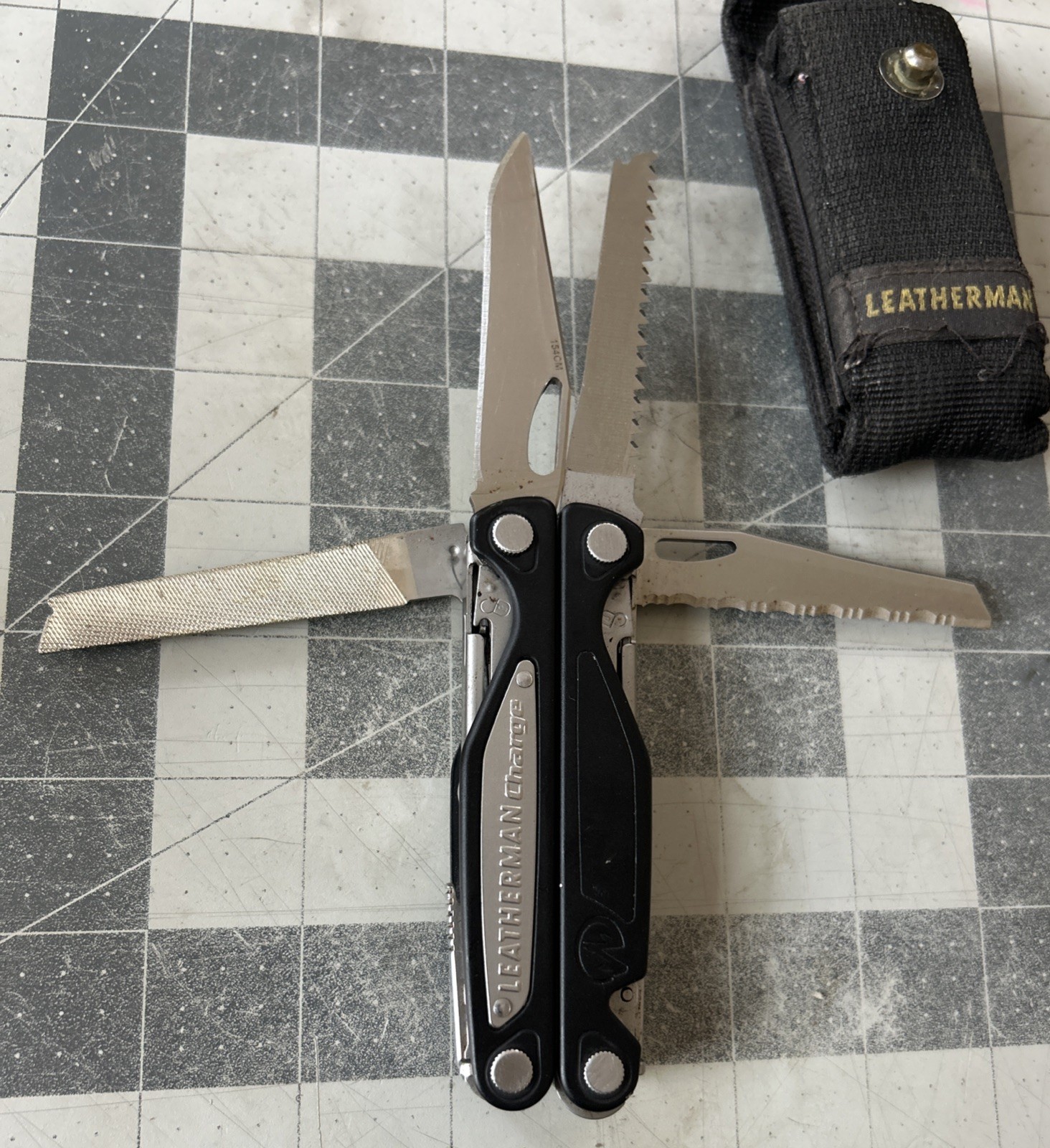 Leatherman Charge AL Multi-Tool Knife Plier Color Black W Black Nylon Shealth