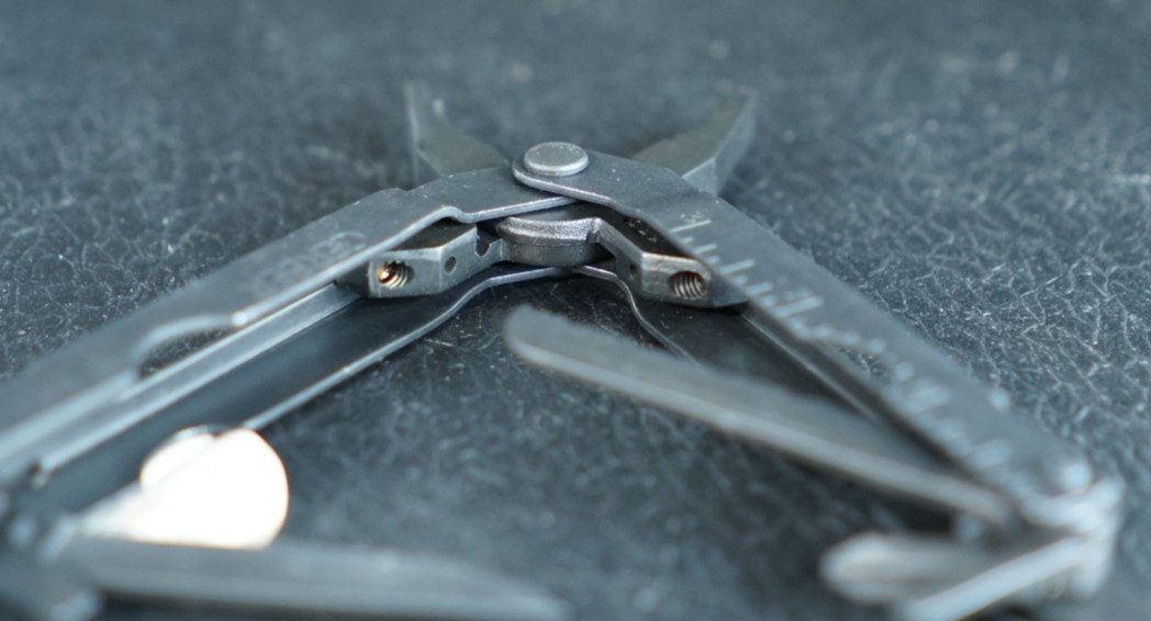 Gerber Black Oxide Finish Multi-Plier w/ cloth sheath Tool Kit 55860 55200 NOS