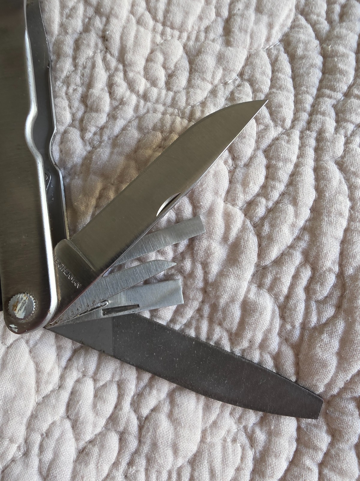 Leatherman Supertool 200 w/Leather Sheath Discontinue Retired Great condition