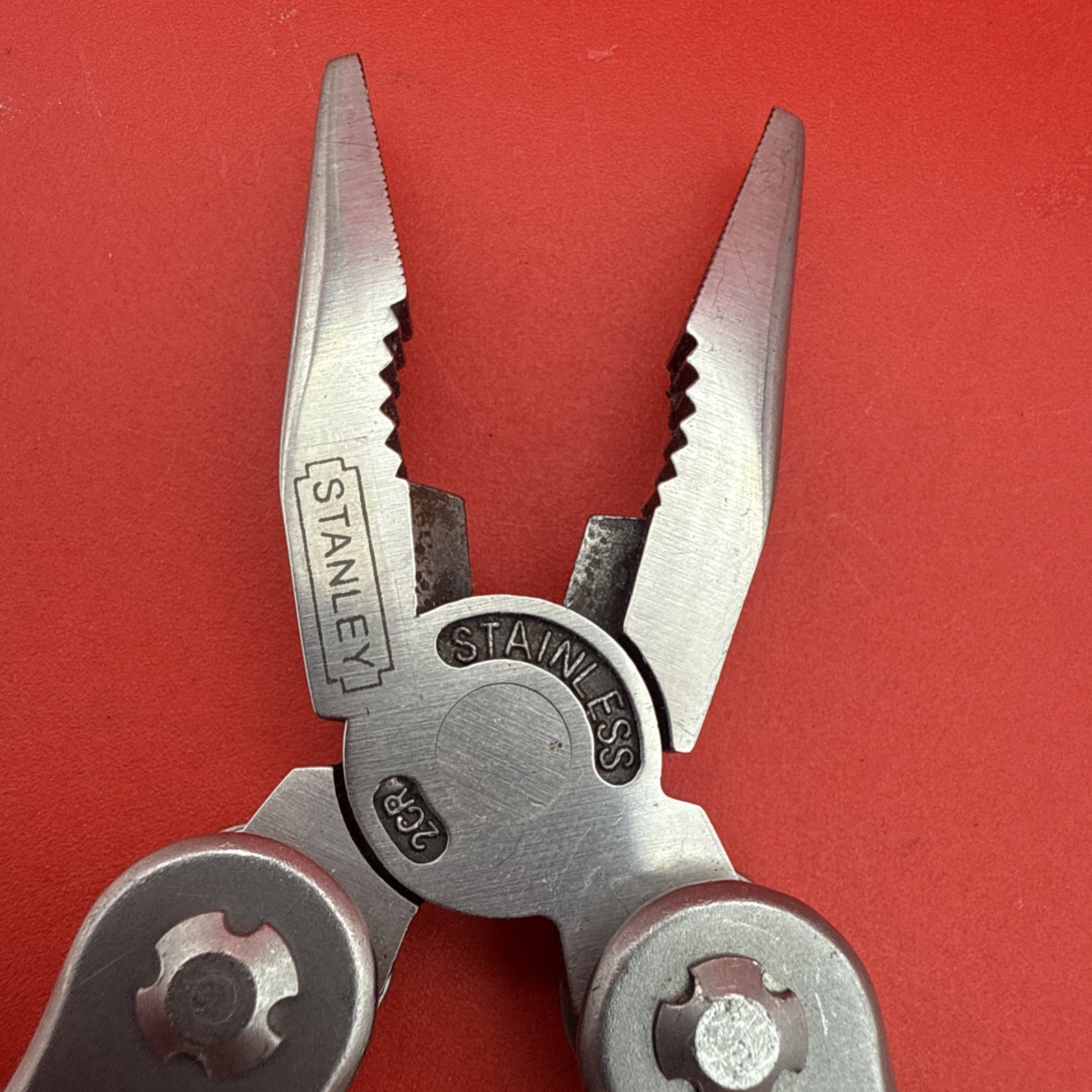 Stanley Multitool 2CR 12-in-1 Grey Stainless Steel Knife Plier Drivers W/ Case