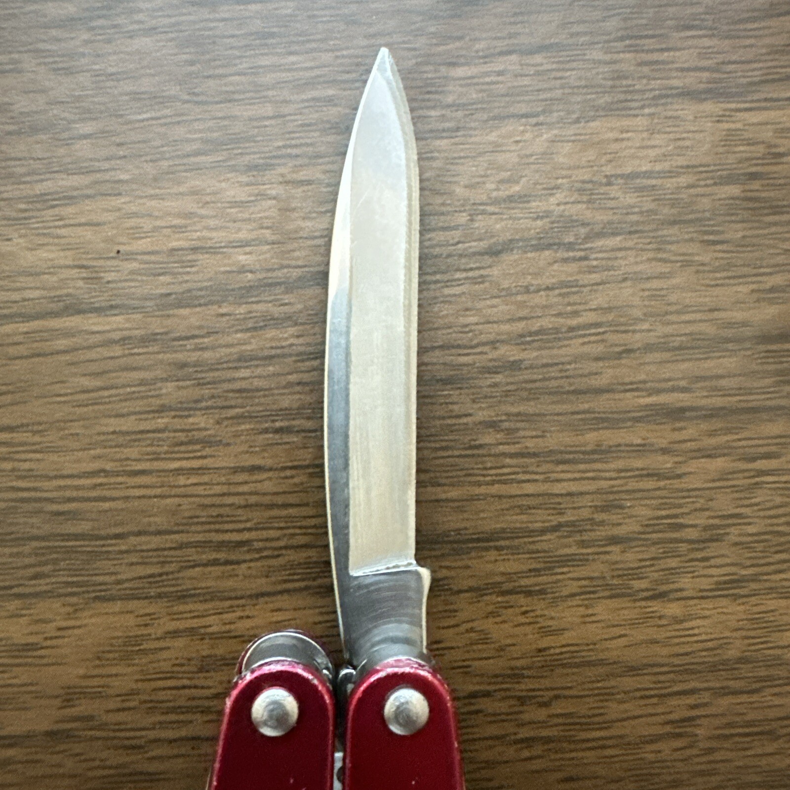 Retired Red Gen 1 Pat pending Leatherman Juice C2 Multitool w/nylon pouch.