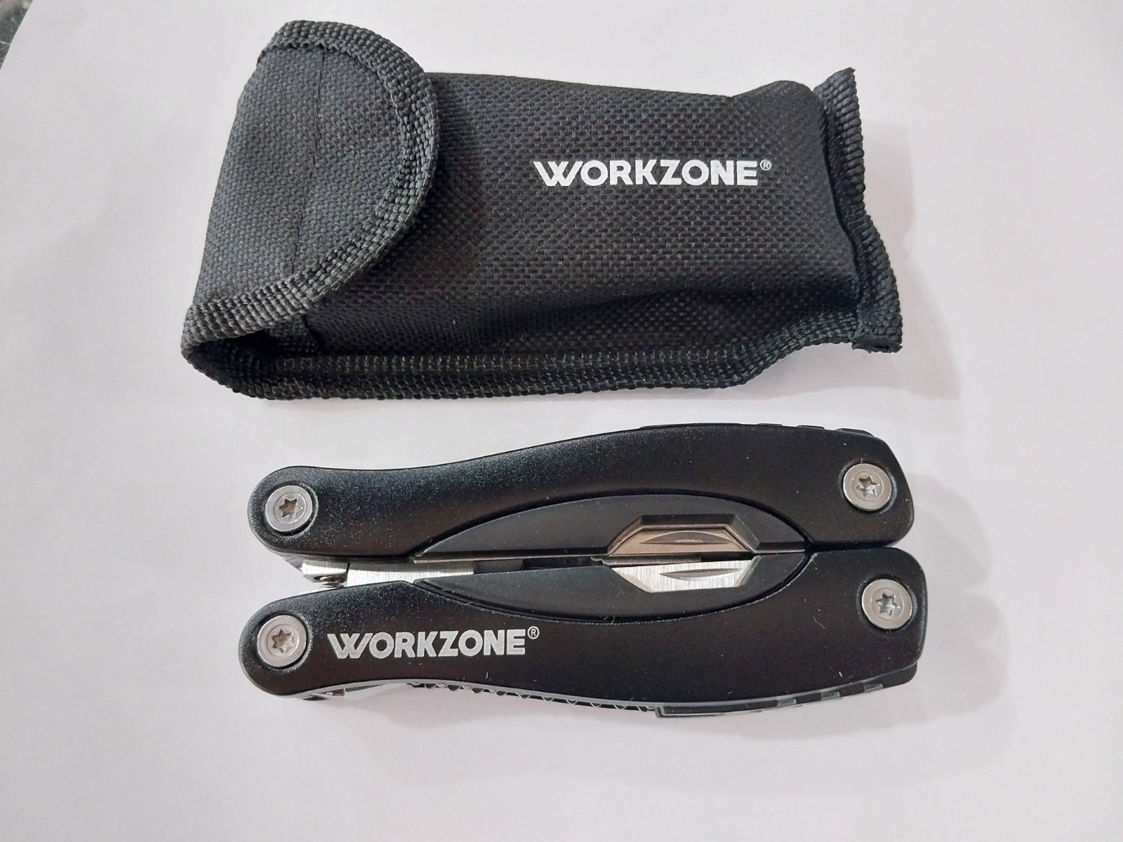 WORKZONE Multi Tool PLIERS IN POUCH