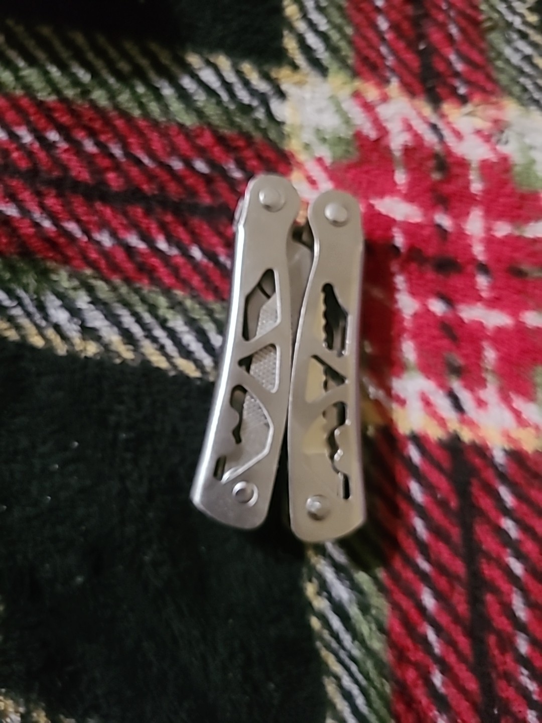 Ozark Trail 12 in 1 Multi Tool Camping Hunting Fishing, Silver Medium Size.
