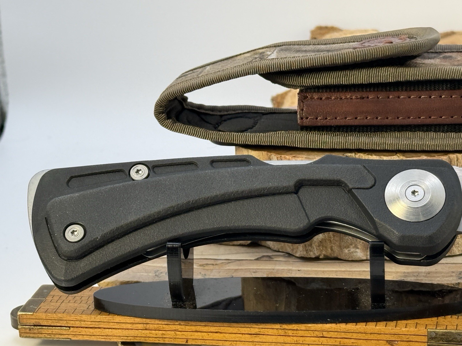Vintage Leatherman Selway Tactical Knife with original Camo Leather Case–274.26