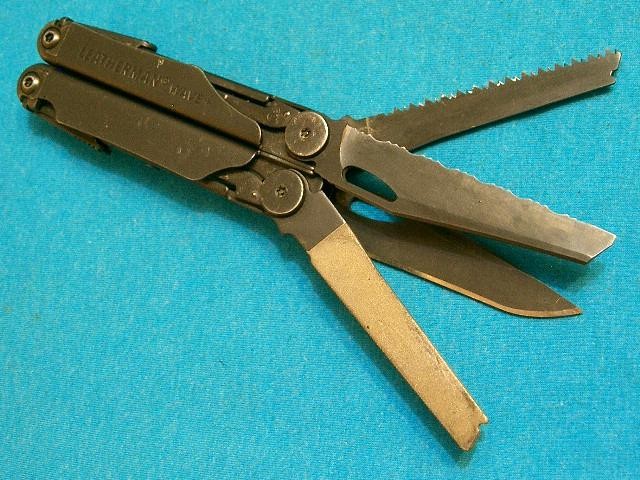 LEATHERMAN KNIFE BLACK WAVE+ MULTI PLIERS SURVIVAL TOOLS KNIVES UTILITY BUSHCRAF