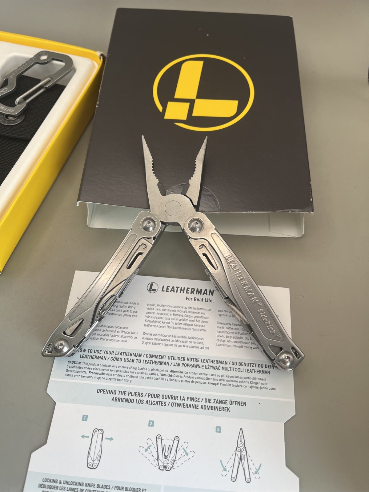 Leatherman 831429 SideKick Multi-Tool with Sheath Waste Connection Gift