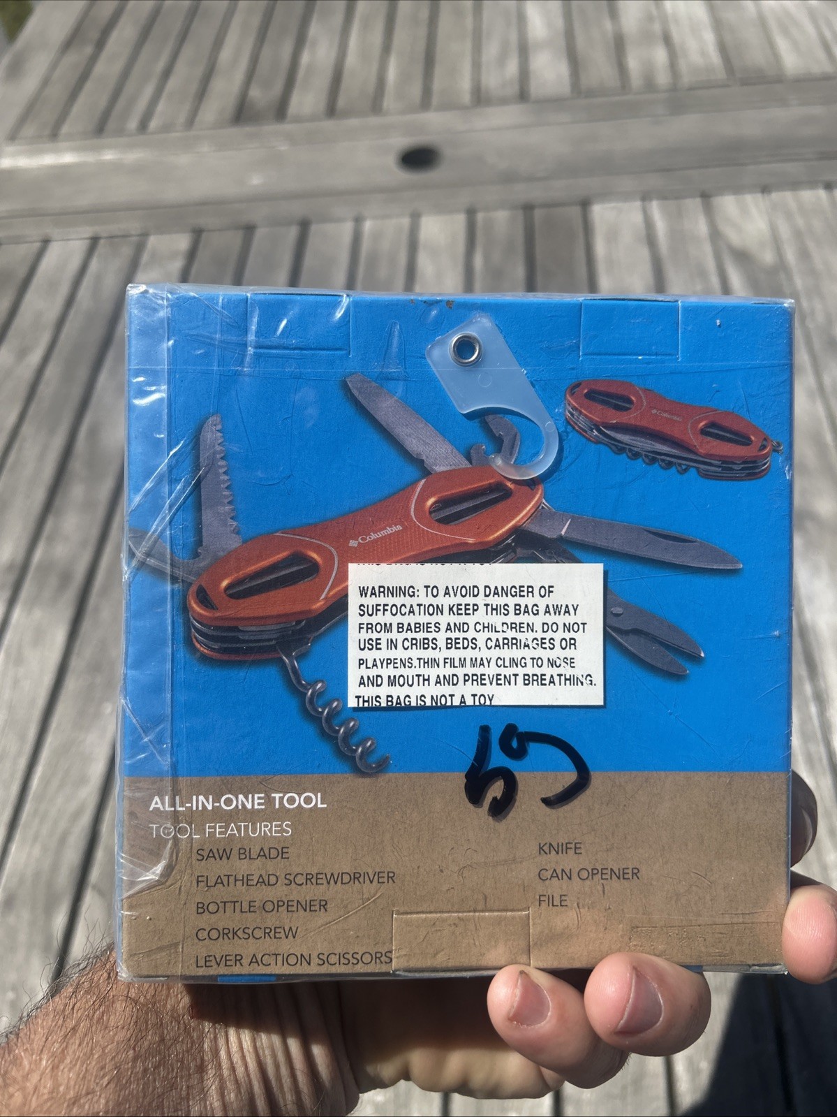COLUMBIA ALL IN ONE TOOL NEW IN BOX GREEN MSRP-$20