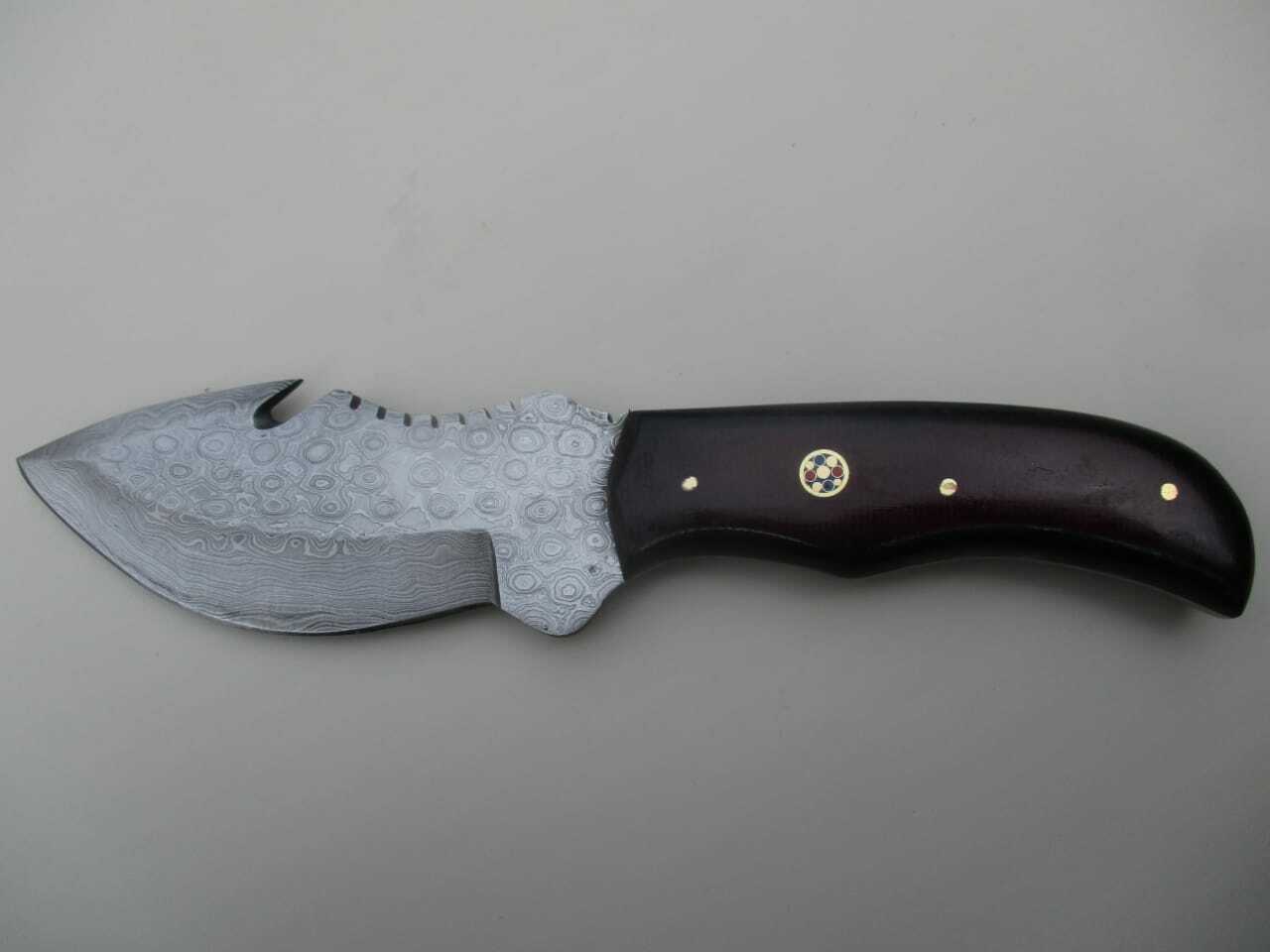 Damascus Hand Made Hunting And Outdoor Activity Knife