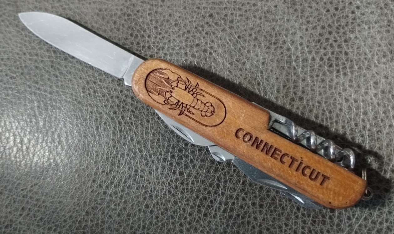 Wooden Mutli-Tool – Connecticut – Personalized with Name Jay
