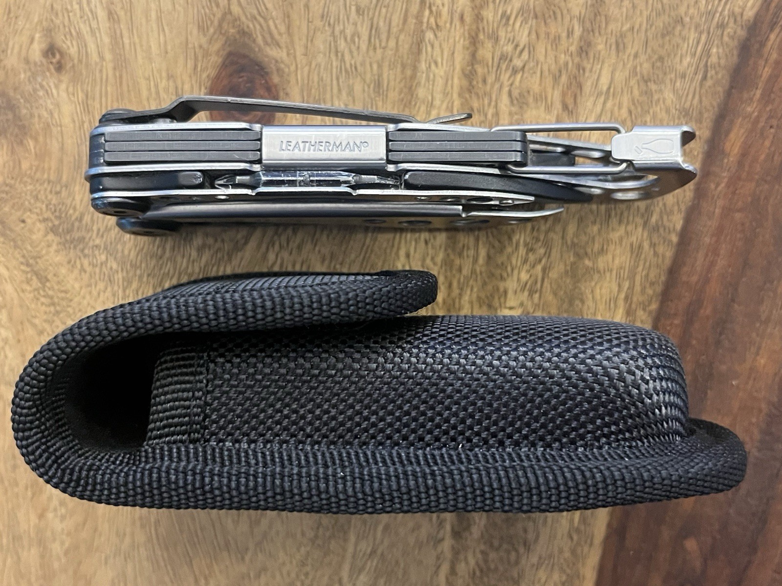 2020 Leatherman Skeletool MultiTool Black Oxide SUPER NICE!! w/New Nylon Sheath