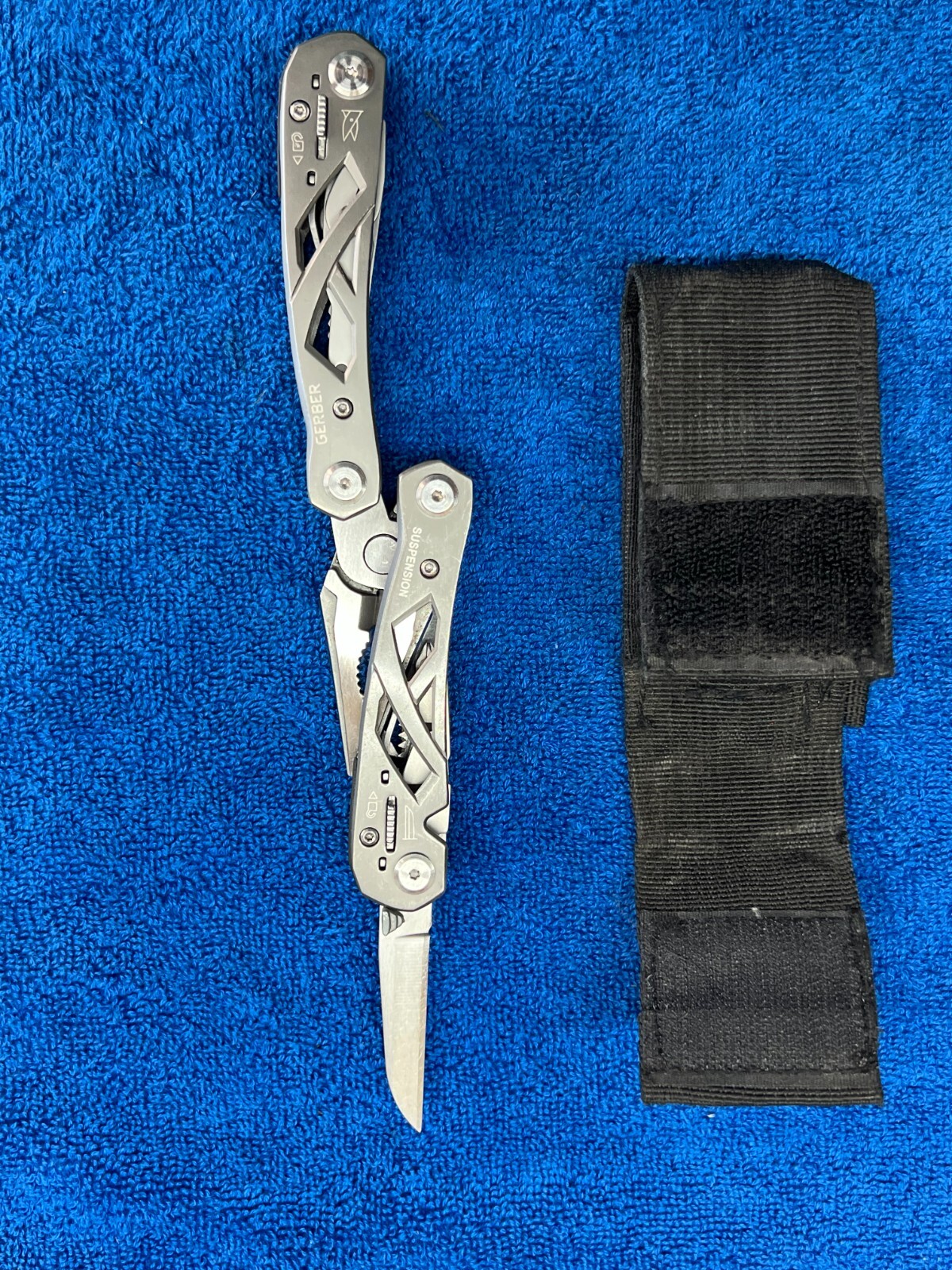 GERBER “Truss” Multi-Tool with Sheath | 17 Tools | SILVER | Gently Used $45.00
