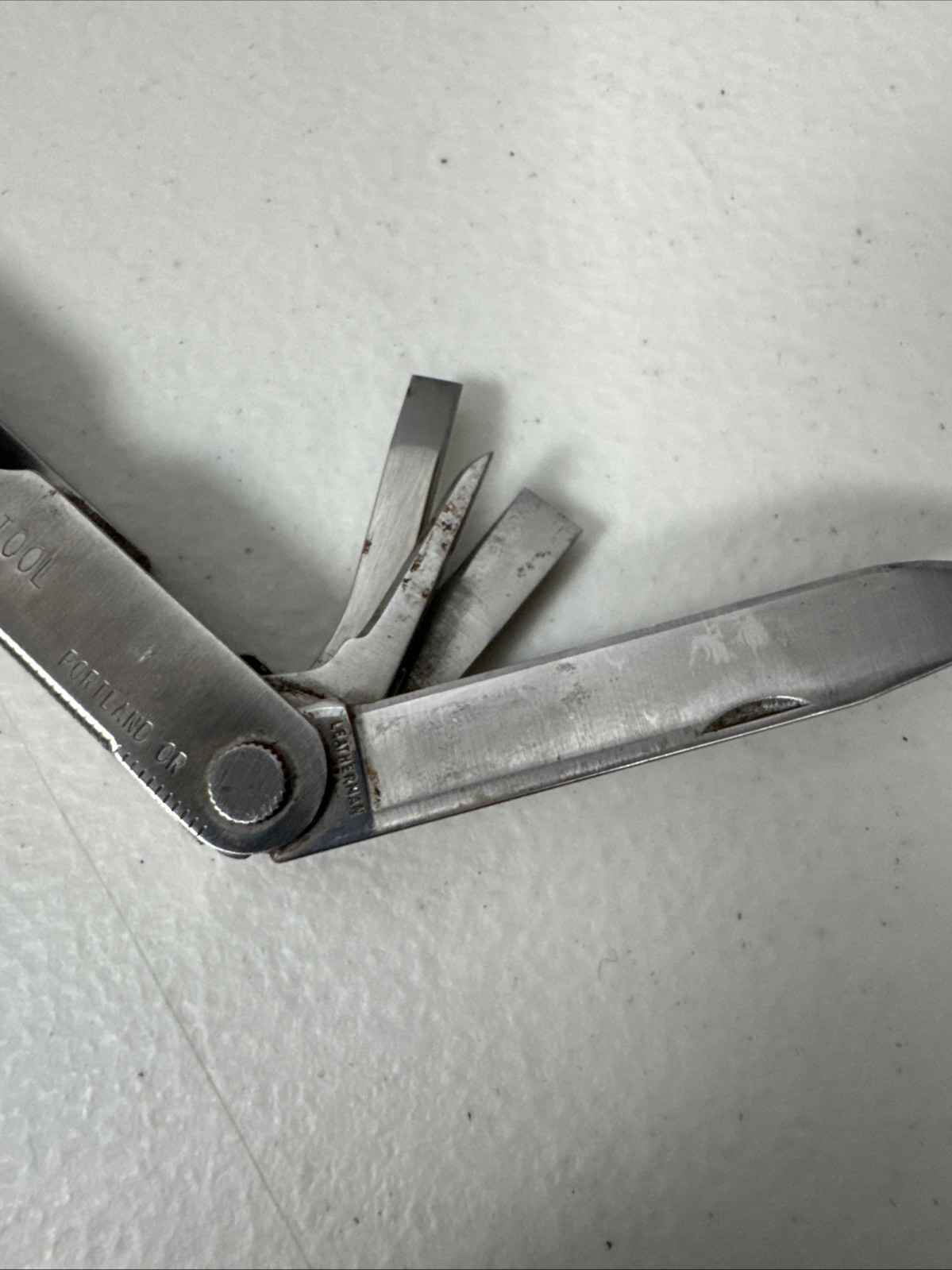 Leatherman Multi-Tool Portland OR TM 1325473 Vintage Pre 1992 & Leather Sheath