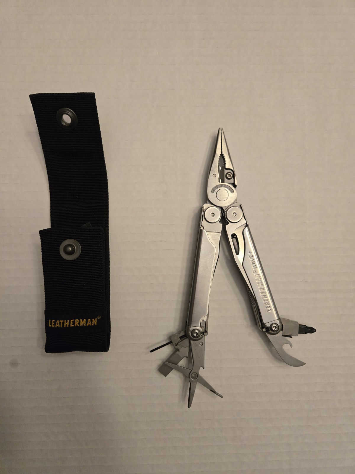 Leatherman Wave+ Plus Multi-Tool Pliers Saw Knife. W/Sheath