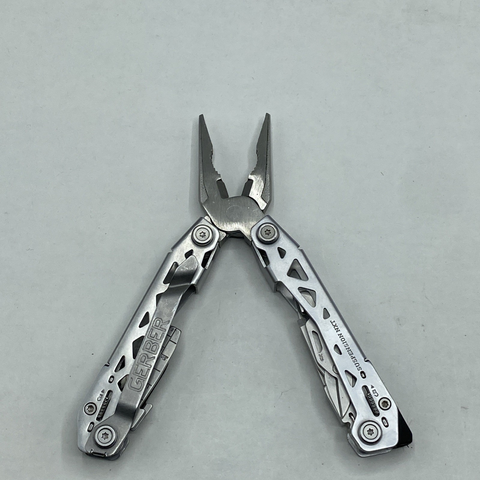 Gerber Suspension NXT & Paraframe II Knife Combo – Silver & Ti Grey