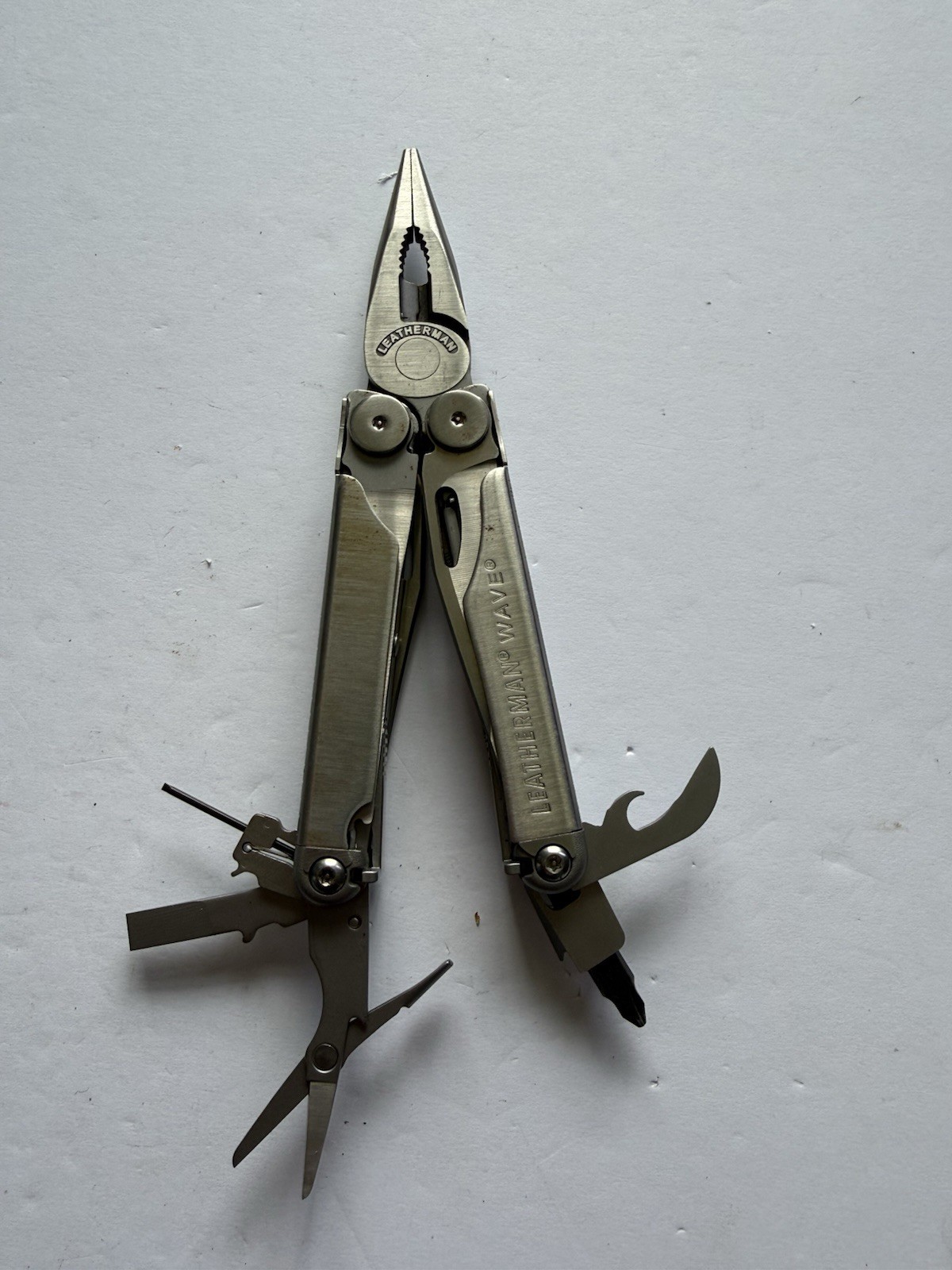 Leatherman Wave Plus Multi-Tool Great Condition w/Sheath