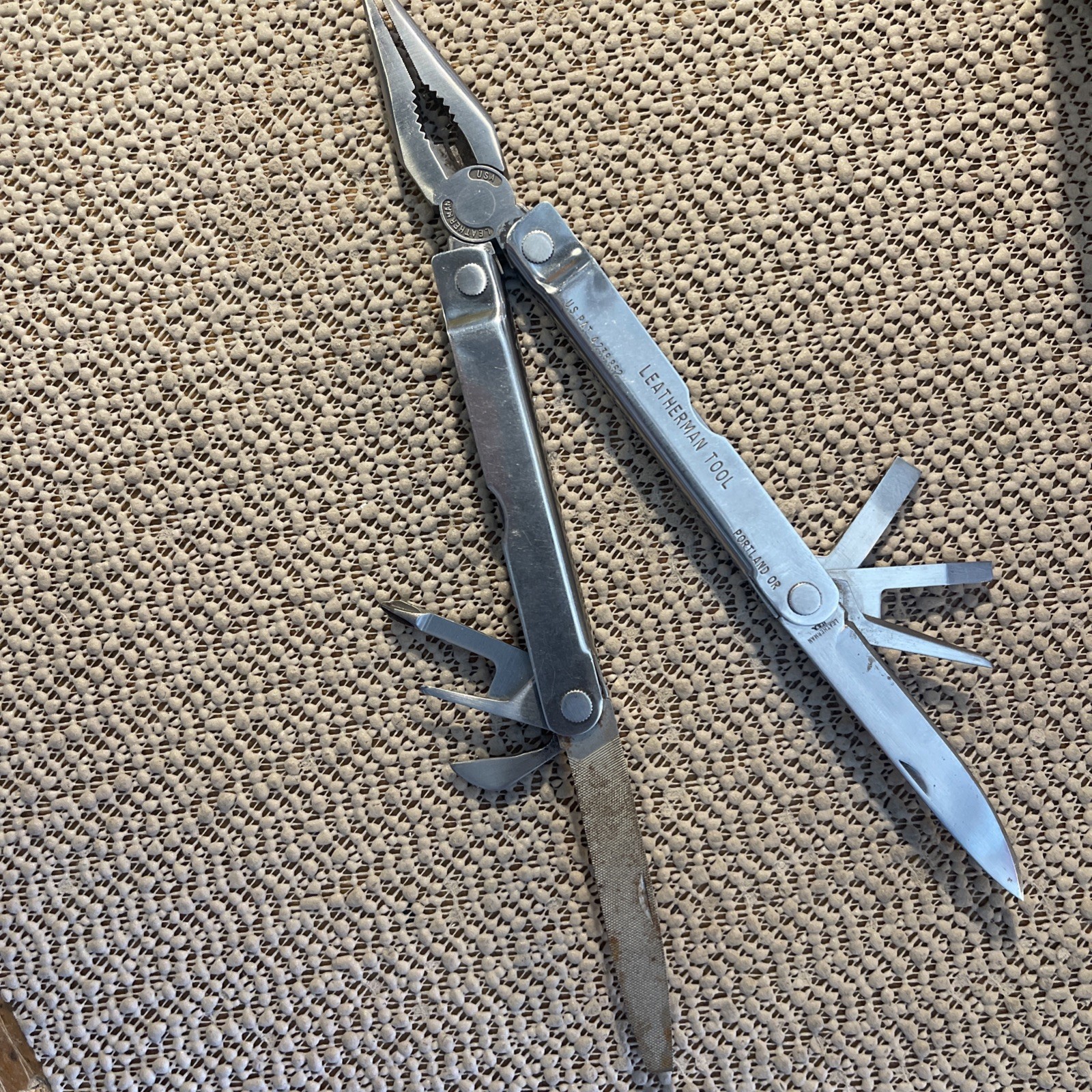Leatherman Tool 1984-1986 Vintage-No Date Code, No Lanyard Ring