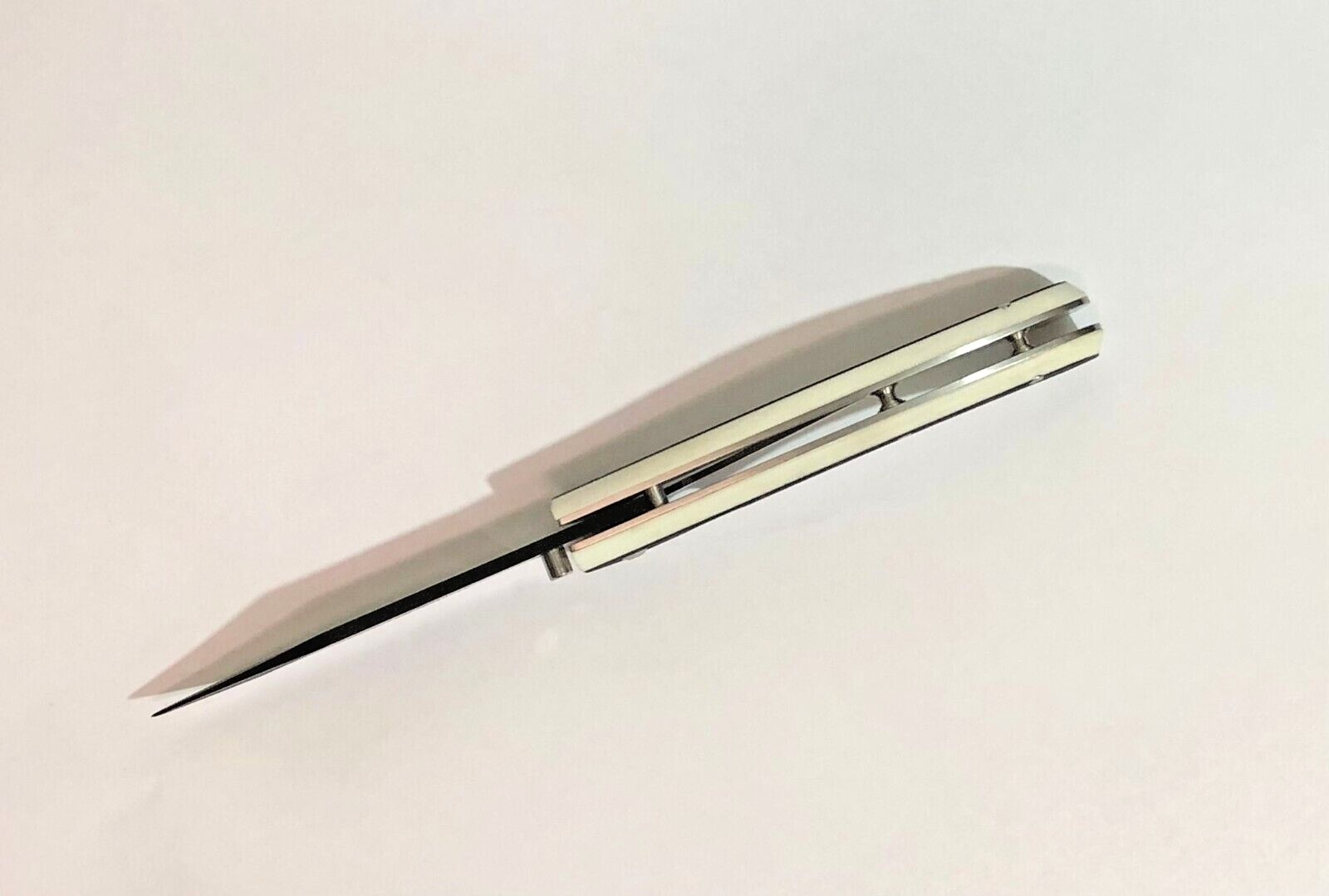 Arto Clermont One Hand Pocket knife outdoor Made in France