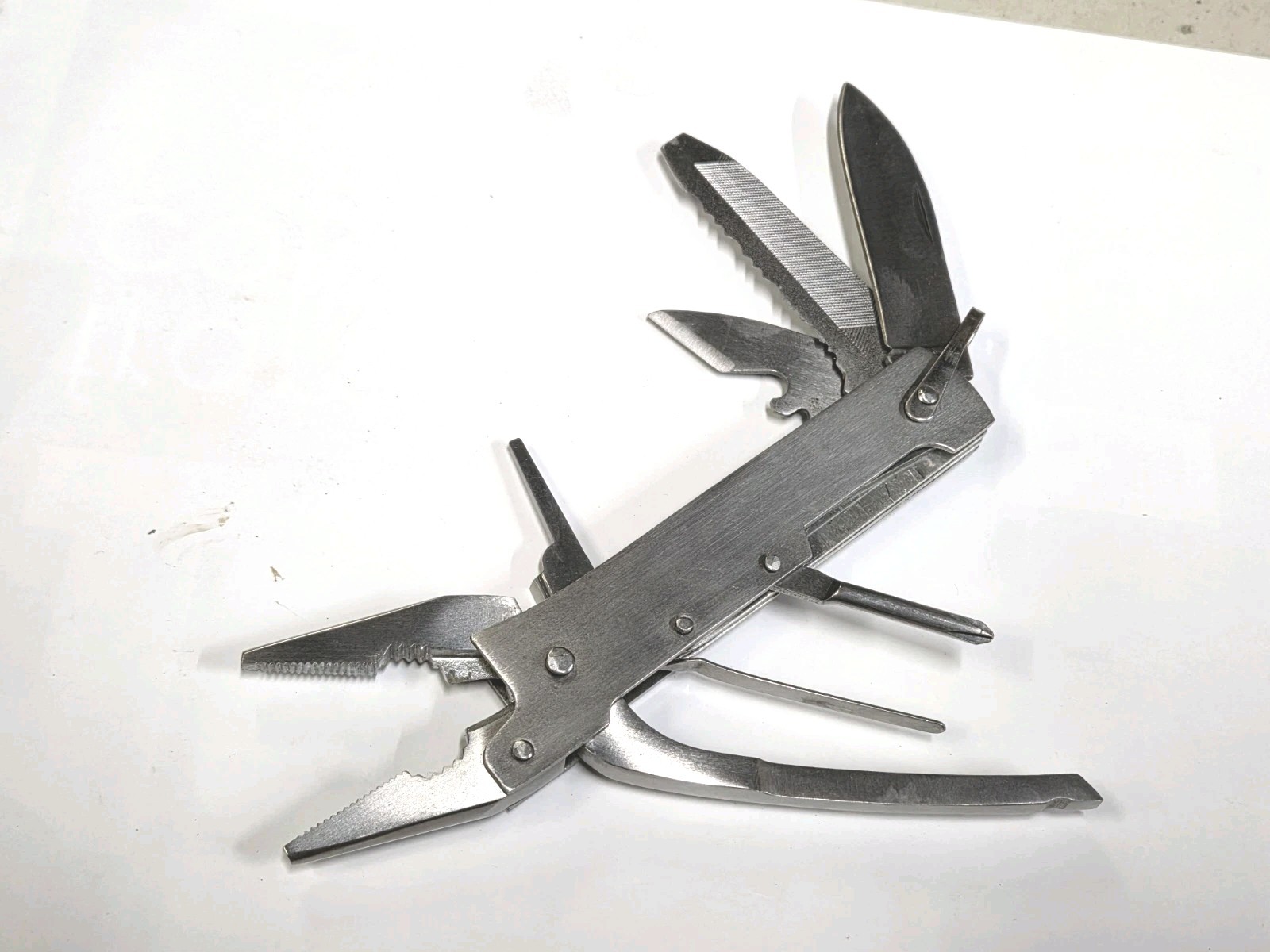 Heavy Duty Stainless Steel Multi-Tool Wire Pliers Knife Saw Screw Drivers Pouch