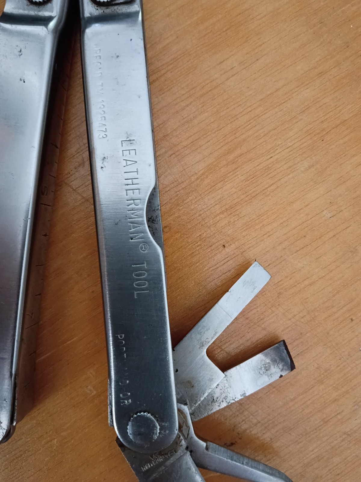 Leatherman tool- original in original sheath