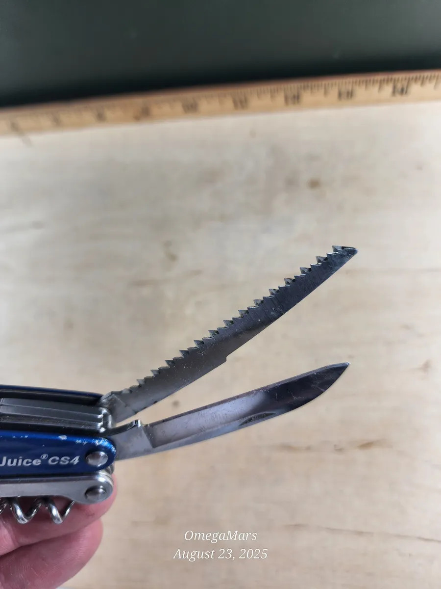 Leatherman Juice CS4 #13Gr Light usage