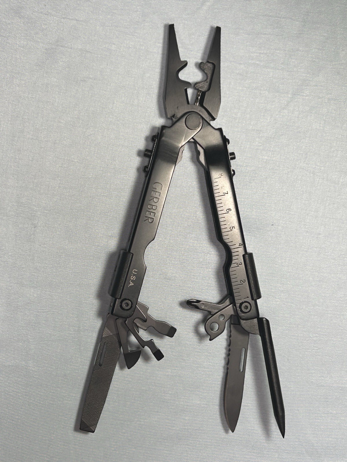 Gerber Multi-Tool Multi-Plier Black Oxide Color-Branded Pouch